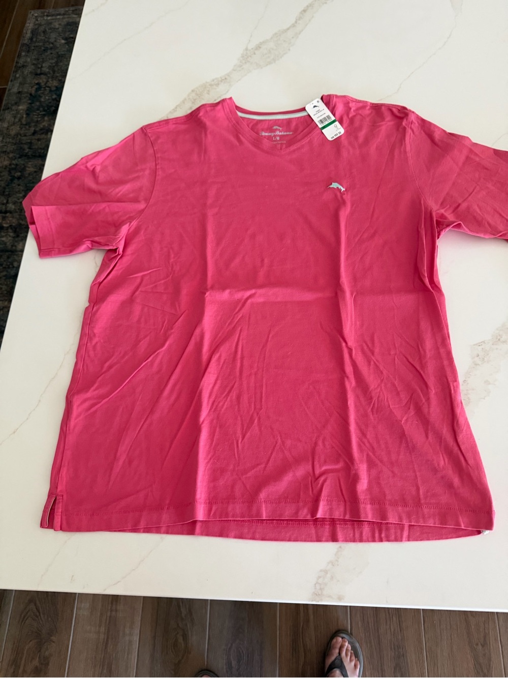 NWT Tommy Bahama Men's (Dalia Pink) Pink V-Neck Tee